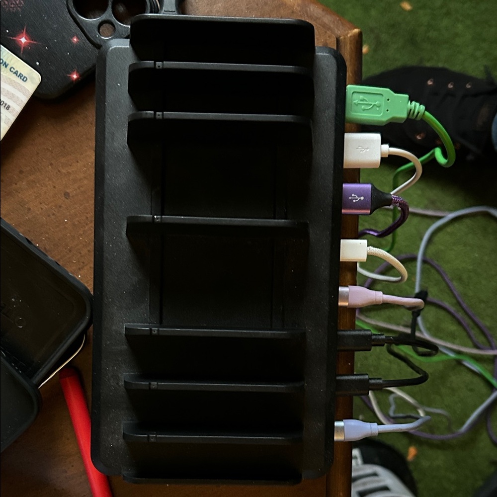 300 watt Black Multi-Port USB Charging Station